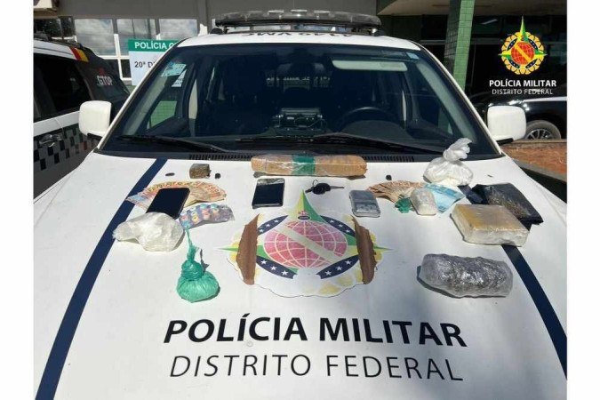 Os suspeitos foram encaminhados para a 20ª DP, onde permaneceram presos. - (crédito: Divulgação/PMDF) Os suspeitos foram encaminhados para a 20ª DP, onde permaneceram presos. - (crédito: Divulgação/PMDF)