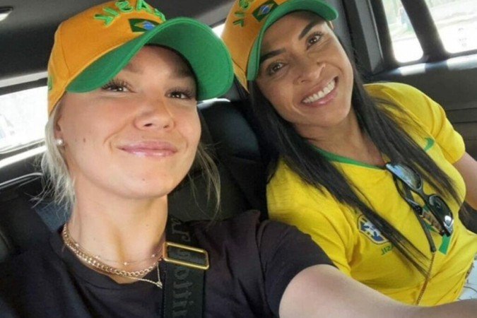 Conheça Carrie Lawrence, namorada de Marta, Rainha da Seleção Brasileira - (crédito: Reprodução/Instagram) Conheça Carrie Lawrence, namorada de Marta, Rainha da Seleção Brasileira - (crédito: Reprodução/Instagram)