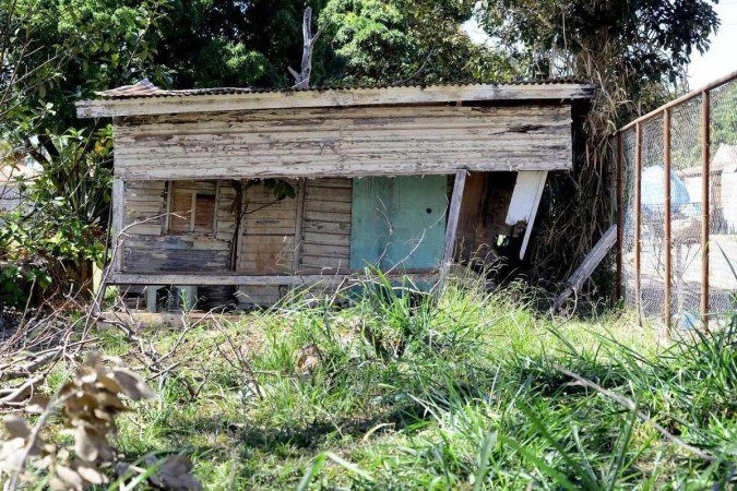 Abandono do Complexo da Fazendinha, na Vila Planalto, é tema de discussão entre guardiões do patrimônio e poder público. 