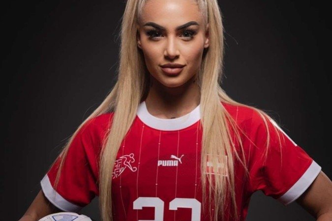 Alisha Lehmann - (crédito: Reprodução/Instagram) Alisha Lehmann - (crédito: Reprodução/Instagram)
