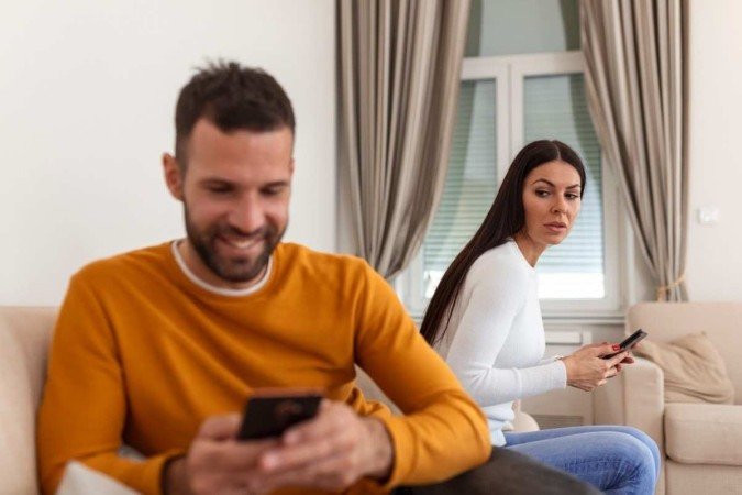 Os pesquisadores realizaram esse estudo para entender melhor as experiências psicológicas daqueles que procuram e se envolvem em casos extraconjugais - (crédito: Reprodução/stefamerpik/Freepik) Os pesquisadores realizaram esse estudo para entender melhor as experiências psicológicas daqueles que procuram e se envolvem em casos extraconjugais - (crédito: Reprodução/stefamerpik/Freepik)