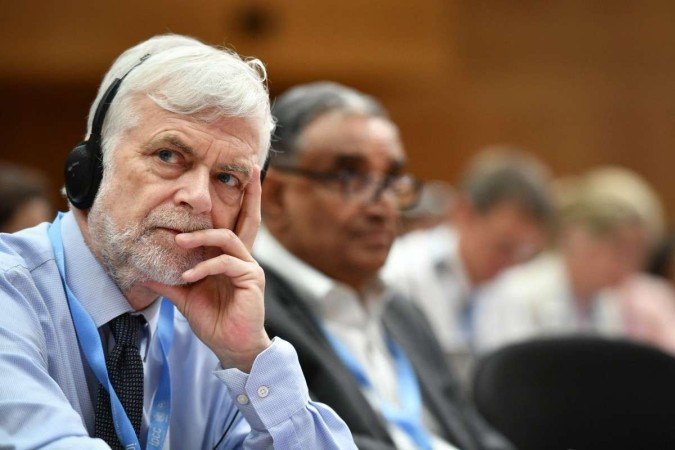 O cientista Jim Skea foi eleito, nesta quarta-feira (26), como o novo presidente do Intergovernamental sobre Mudanças Climáticas (IPCC) das Nações Unidas. - (crédito: Reprodução/ FABRICE COFFRINI / AFP) O cientista Jim Skea foi eleito, nesta quarta-feira (26), como o novo presidente do Intergovernamental sobre Mudanças Climáticas (IPCC) das Nações Unidas. - (crédito: Reprodução/ FABRICE COFFRINI / AFP)