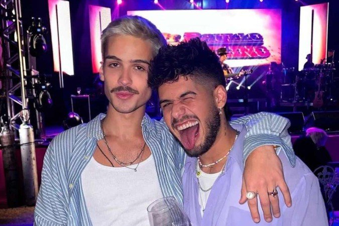 Irmãos, irmãos. Política a parte - (crédito: Reprodução Instagram) Irmãos, irmãos. Política a parte - (crédito: Reprodução Instagram)