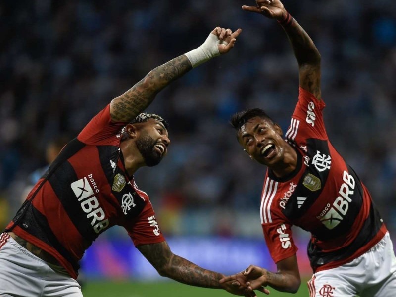 Grêmio finaliza preparativos para jogo decisivo contra Flamengo