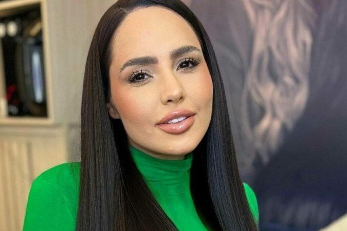 Perlla revela se abandonou a carreira como cantora após sumiço dos palcos - (crédito: Reprodução/Instagram) Perlla revela se abandonou a carreira como cantora após sumiço dos palcos - (crédito: Reprodução/Instagram)