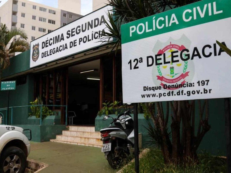 Assaltantes rendem pai e filha; irmã se esconde e aciona socorro