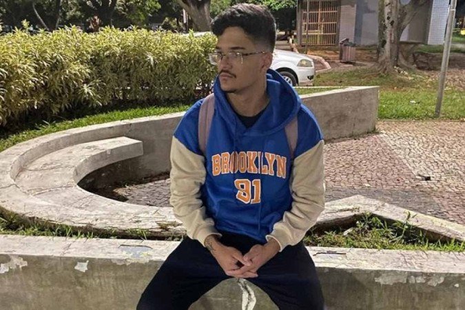 Guilherme Henrique da Silva, 20, indica  o curso técnico a  todos de sua idade