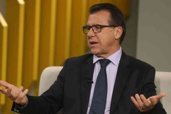 Ministro disse que caso a redução não ocorra, é necessário que o Senado interfira no Banco Central para 