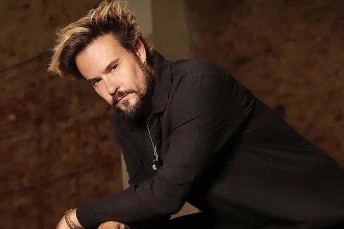O ator Paulo Vilhena desiste do reality show No Limite e web compara com ex-BBB.
- (crédito: Reprodução/ Instagram/ vilhenap) O ator Paulo Vilhena desiste do reality show No Limite e web compara com ex-BBB.
- (crédito: Reprodução/ Instagram/ vilhenap)