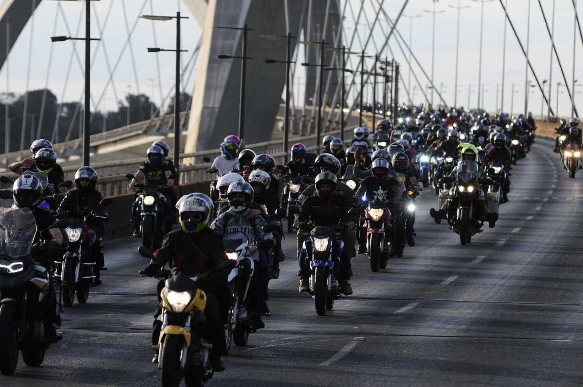 Produção de motos soma 164 mil unidades em agosto, a maior em 10 anos