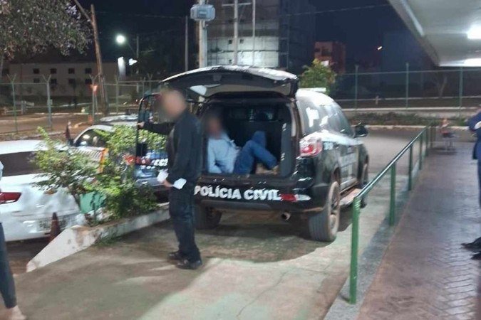 O homem deve ser encaminhado a Divisão de Controle e Custódia de Presos (DCCP) ainda na noite deste sábado - (crédito: Ricardo Daehn/CB/D.A Press) O homem deve ser encaminhado a Divisão de Controle e Custódia de Presos (DCCP) ainda na noite deste sábado - (crédito: Ricardo Daehn/CB/D.A Press)