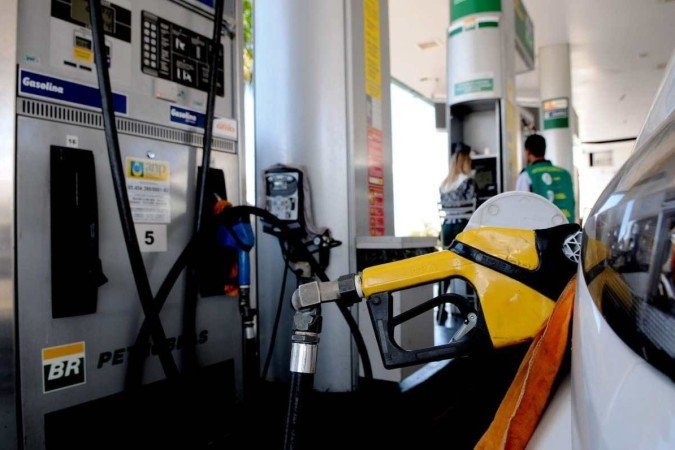 Há seis vagas para frentistas em Samambaia | Foto: Arquivo/ Agência Brasília - (crédito: Agência Brasília) Há seis vagas para frentistas em Samambaia | Foto: Arquivo/ Agência Brasília - (crédito: Agência Brasília)