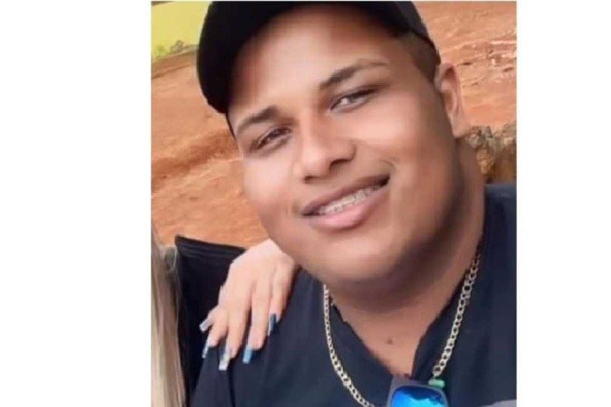 Mateus Nascimento acumula antecedentes criminais por estelionato, ameaça, dano e falsificação de sinal público - (crédito: Redes sociais) Mateus Nascimento acumula antecedentes criminais por estelionato, ameaça, dano e falsificação de sinal público - (crédito: Redes sociais)