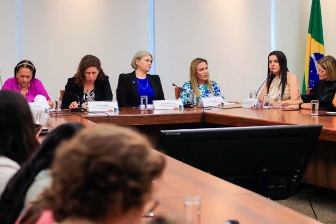 Parceria entre o governo federal e o GDF promove a contratação de mulheres vítimas de violência - (crédito: Vinicius de Melo/Secretaria da Mulher) Parceria entre o governo federal e o GDF promove a contratação de mulheres vítimas de violência - (crédito: Vinicius de Melo/Secretaria da Mulher)