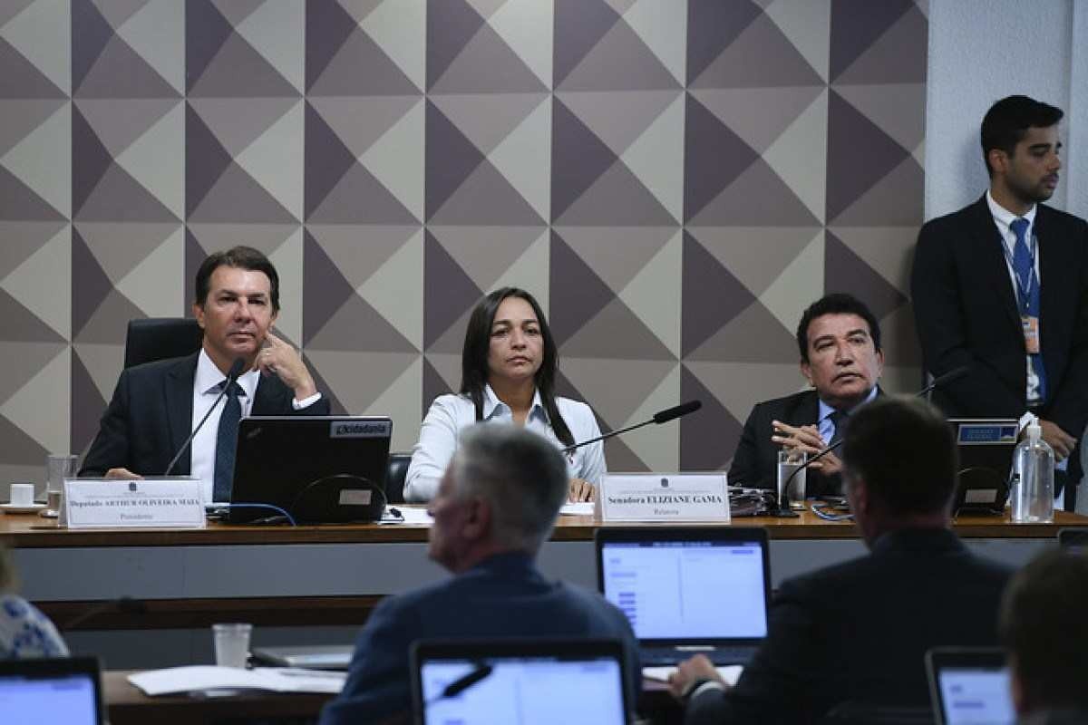 CPMI dá 48 horas para Dino apresentar imagens do ministério sobre 8/1