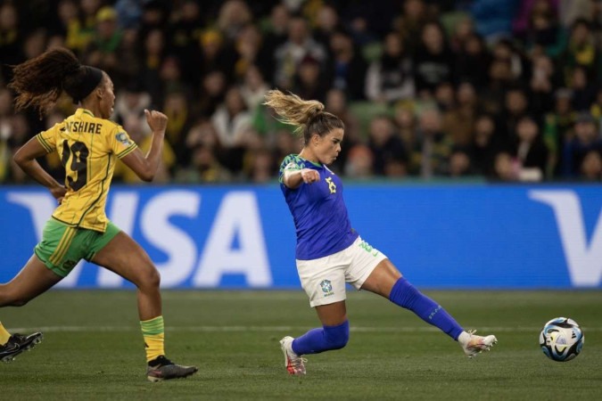 Brasil sofre primeira derrota na Copa do Mundo Feminina contra a França