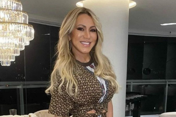 Ex mulher do jogador Hulk desmaia e sofre traumatismo no rosto - (crédito: Observatorio dos Famosos) Ex mulher do jogador Hulk desmaia e sofre traumatismo no rosto - (crédito: Observatorio dos Famosos)