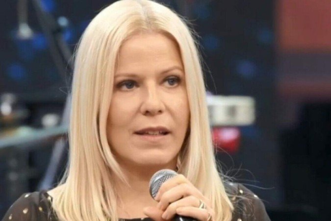 Paula Toller quebra três costelas em queda em casa, e adia shows -  (crédito: Observatorio dos Famosos)