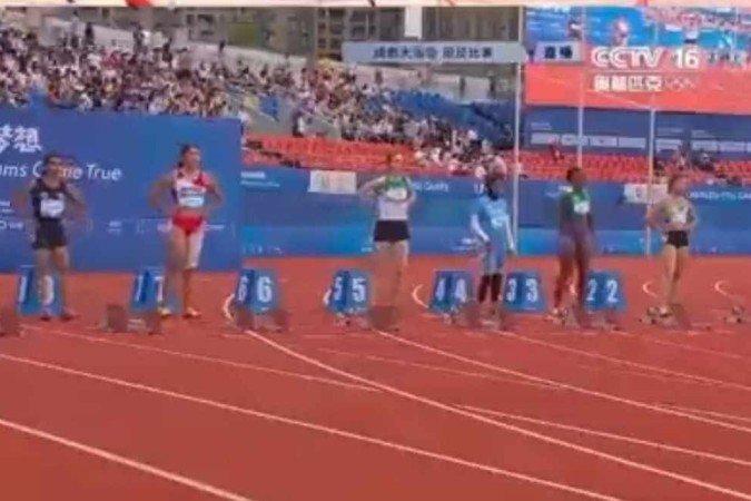 Nasra Abukar será investigada por performance ruim nos 100m rasos dos Jogos Universitários Mundiais - (crédito: Reprodução / Twitter ) Nasra Abukar será investigada por performance ruim nos 100m rasos dos Jogos Universitários Mundiais - (crédito: Reprodução / Twitter )