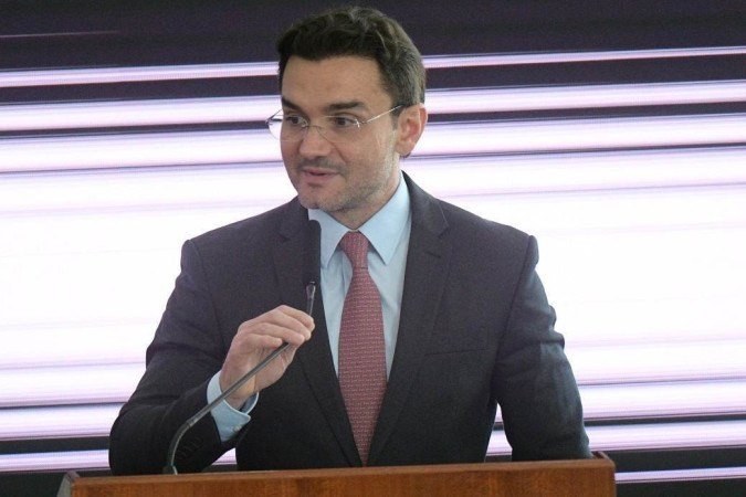 Governo pode regular o mercado de venda de milhas, apontou o ministro do Turismo, Celso Sabino - (crédito: Ed Alves/CB/DA.Press) Governo pode regular o mercado de venda de milhas, apontou o ministro do Turismo, Celso Sabino - (crédito: Ed Alves/CB/DA.Press)