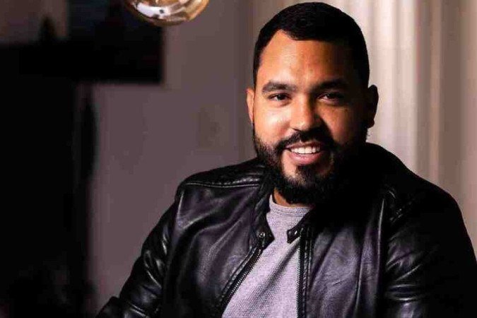 Allan martins, empresário digital, não se encontrou na advocacia e agora realiza todos os seus sonhos por meio do mercado de milhas aéreas. 