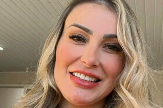 Andressa Urach compra carrão de luxo: Andressa Urach compra carrão de luxo:
