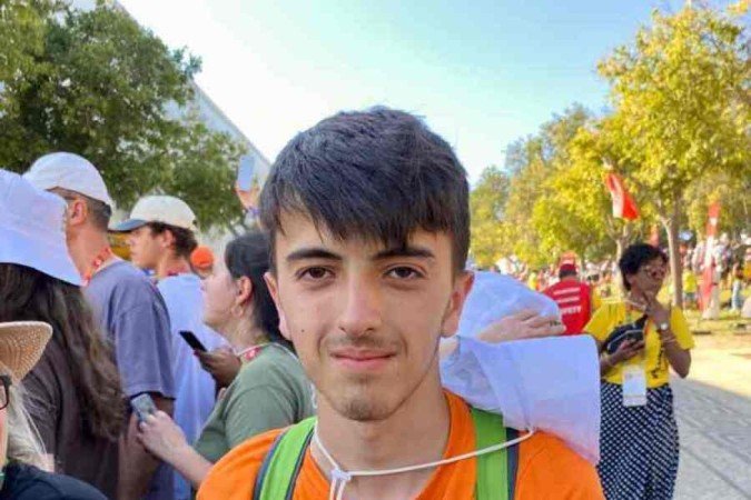 O também português Salvador Pereira, 16, morador da cidade de Espinho (norte): 