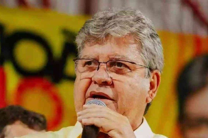 Presidente do Consórcio Nordeste e governador da Paraíba, João Azevêdo (PSB) - (crédito: GOVERNO DA PARAÍBA/REPRODUÇÃO) Presidente do Consórcio Nordeste e governador da Paraíba, João Azevêdo (PSB) - (crédito: GOVERNO DA PARAÍBA/REPRODUÇÃO)