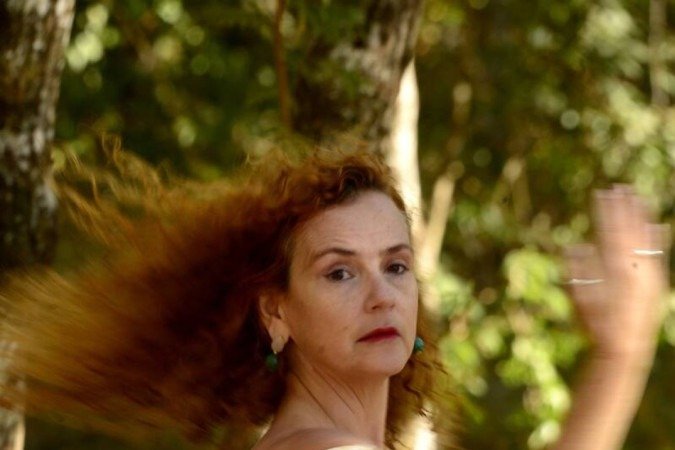  07/08/2023  Crédito: Carlos Vieira/CB/DA Press. Brasília, DF. Benefícios dança como recurso terapêutico. Nartan Lemos faz dança terapia e está lançando um livro sobre o tema.