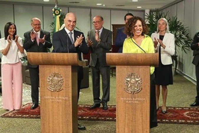 Edilene Lobo integrava uma lista tríplice e foi referendada de forma unânime pelo Supremo Tribunal Federal (STF) - (crédito: Antonio Augusto/Secom/TSE) Edilene Lobo integrava uma lista tríplice e foi referendada de forma unânime pelo Supremo Tribunal Federal (STF) - (crédito: Antonio Augusto/Secom/TSE)