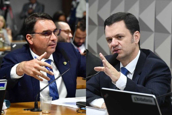 Senador Flávio Bolsonaro (PL-RJ) e ex-ministro Anderson Torres, nesta terça-feira (8/8), durante depoimento na MI do 8 de janeiro - (crédito: Waldemir Barreto e Marcos Oliveira/Agência Senado) Senador Flávio Bolsonaro (PL-RJ) e ex-ministro Anderson Torres, nesta terça-feira (8/8), durante depoimento na MI do 8 de janeiro - (crédito: Waldemir Barreto e Marcos Oliveira/Agência Senado)