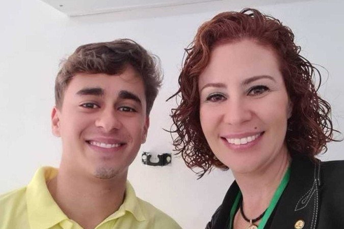 Deputados bolsonaristas Nikolas Ferreira e Carla Zambelli - (crédito: Reprodução/Facebook Carla Zambelli) Deputados bolsonaristas Nikolas Ferreira e Carla Zambelli - (crédito: Reprodução/Facebook Carla Zambelli)