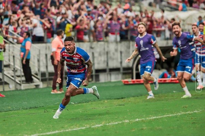 Marinho retoma a alegria no Fortaleza depois de ser eleito Rei da América em 2020 e amargar o banco no Flamengo - (crédito: Foto: Mateus Lotif / FortalezaEC) Marinho retoma a alegria no Fortaleza depois de ser eleito Rei da América em 2020 e amargar o banco no Flamengo - (crédito: Foto: Mateus Lotif / FortalezaEC)