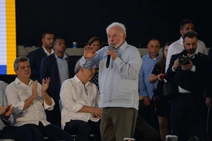 O presidente da República, Luiz Inácio Lula da Silva, durante cerimônia de anúncio e formalização da parceria entre o governo Federal e a prefeitura do Rio de Janeiro para investimentos do anel viário de Campo     -  (crédito:  Tomaz Silva/Agência Brasil)