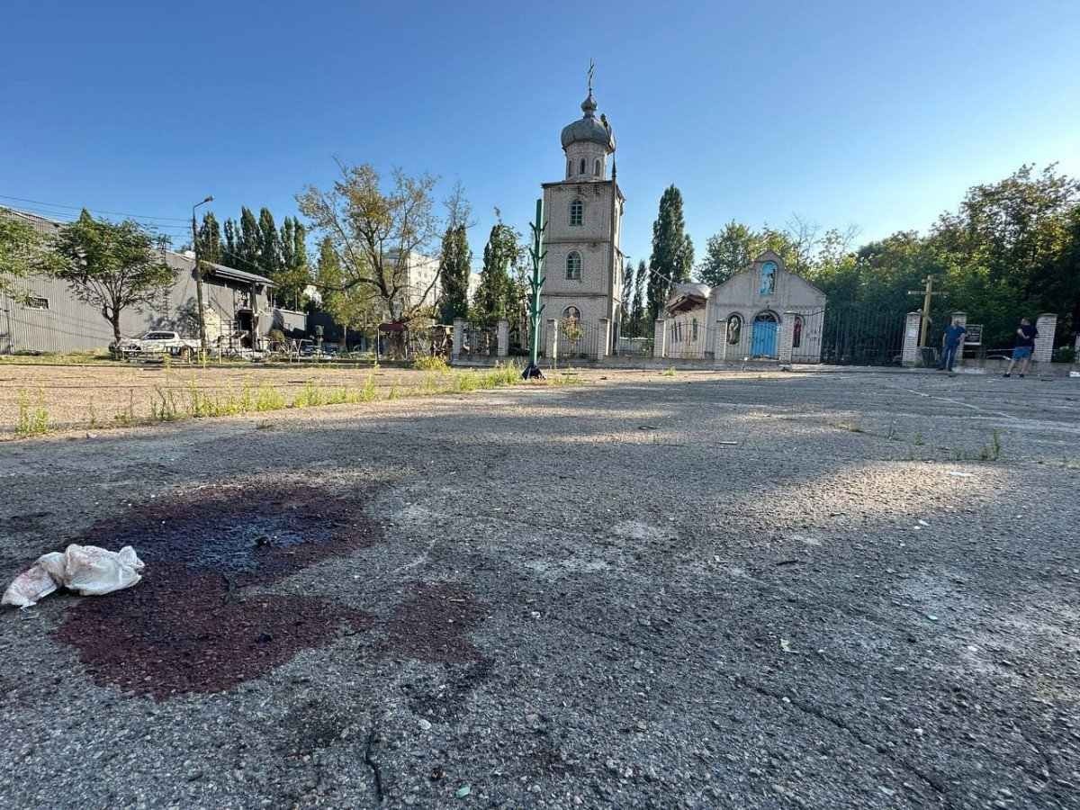 Menino de 8 anos morre em bombardeio russo no oeste da Ucrânia