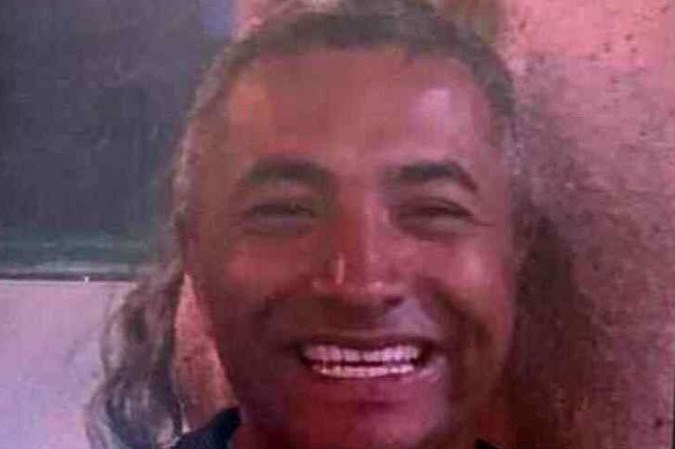 Leandro Peres Ferreira, 47 anos, foi morto na madrugada desta segunda-feira (14/8) após troca de tiros com a polícia - (crédito: Reprodução/Redes Sociais) Leandro Peres Ferreira, 47 anos, foi morto na madrugada desta segunda-feira (14/8) após troca de tiros com a polícia - (crédito: Reprodução/Redes Sociais)