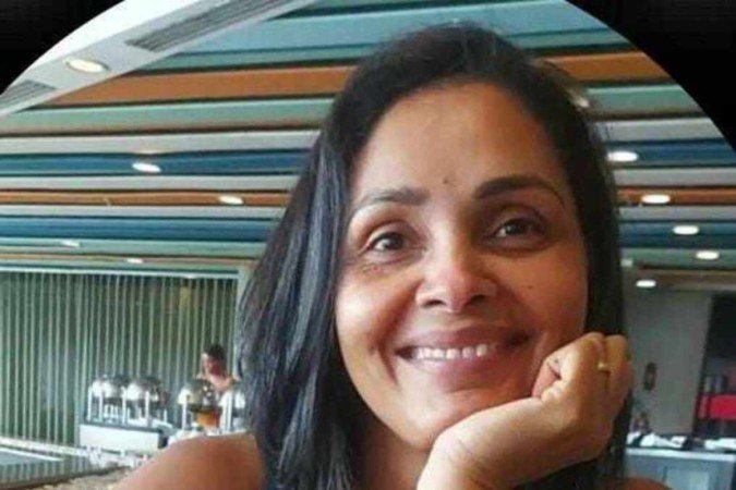 Valderia Peres, policial civil, atuava na Delegacia da Mulher em Ceilândia. Segundo colegas, deixará um legado de compromisso da corporação com o combate à violência contra mulheres no DF
- (crédito: Arquivo pessoal) Valderia Peres, policial civil, atuava na Delegacia da Mulher em Ceilândia. Segundo colegas, deixará um legado de compromisso da corporação com o combate à violência contra mulheres no DF
- (crédito: Arquivo pessoal)