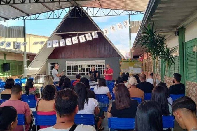Escola pública de Planaltina decidiu abrir as portas para ex-estudantes da instituição no Dia do Estudante - (crédito: Renato Souza) Escola pública de Planaltina decidiu abrir as portas para ex-estudantes da instituição no Dia do Estudante - (crédito: Renato Souza)