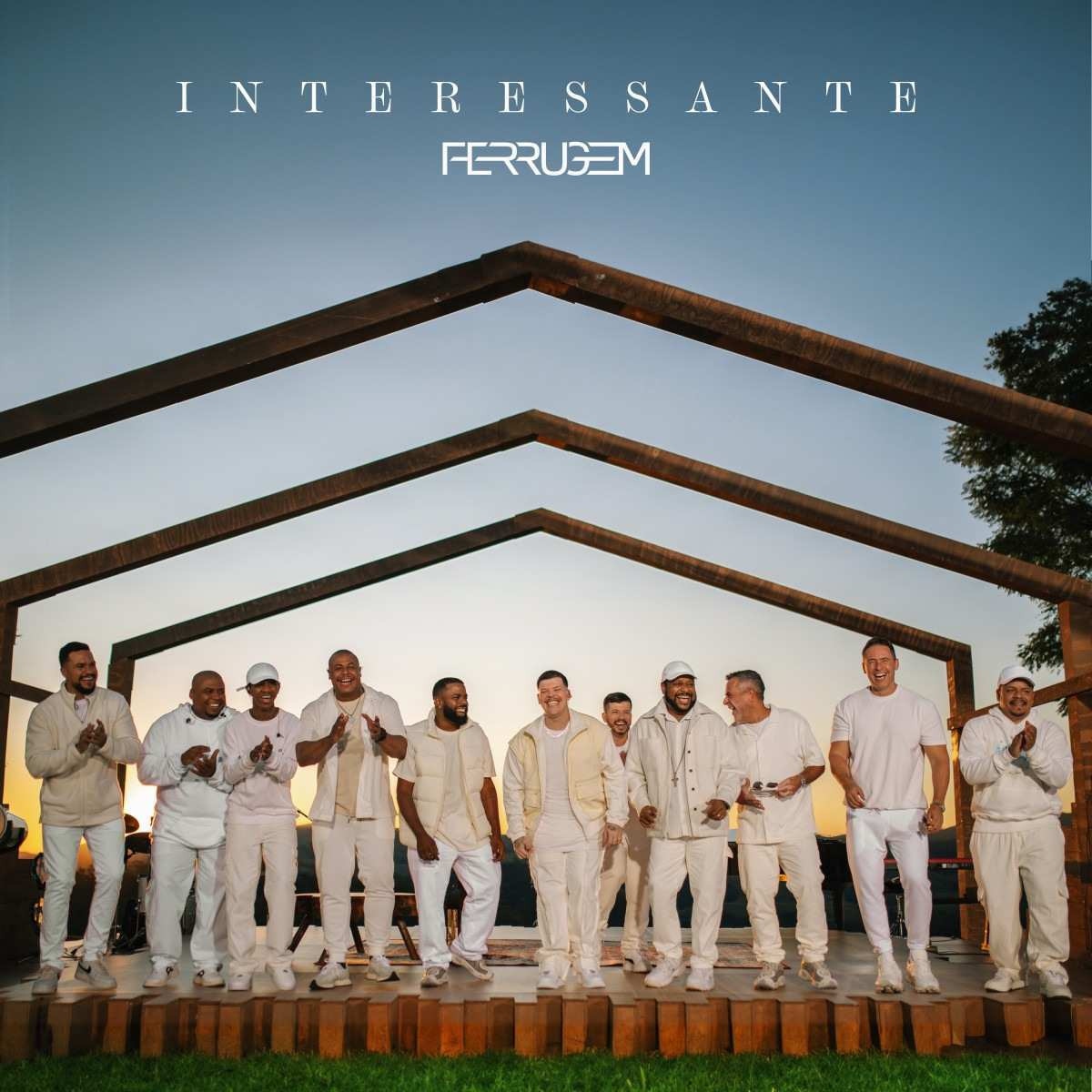 Ferrugem lança disco 'Interessante', com uma mistura de pagode e pop