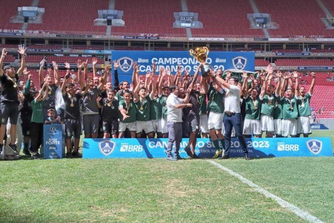 Décimo segundo título do Gama no Candangão Sub-20 tem confissão da direção e do elenco sobre descrença na conquista - (crédito: Paulo Martins) Décimo segundo título do Gama no Candangão Sub-20 tem confissão da direção e do elenco sobre descrença na conquista - (crédito: Paulo Martins)