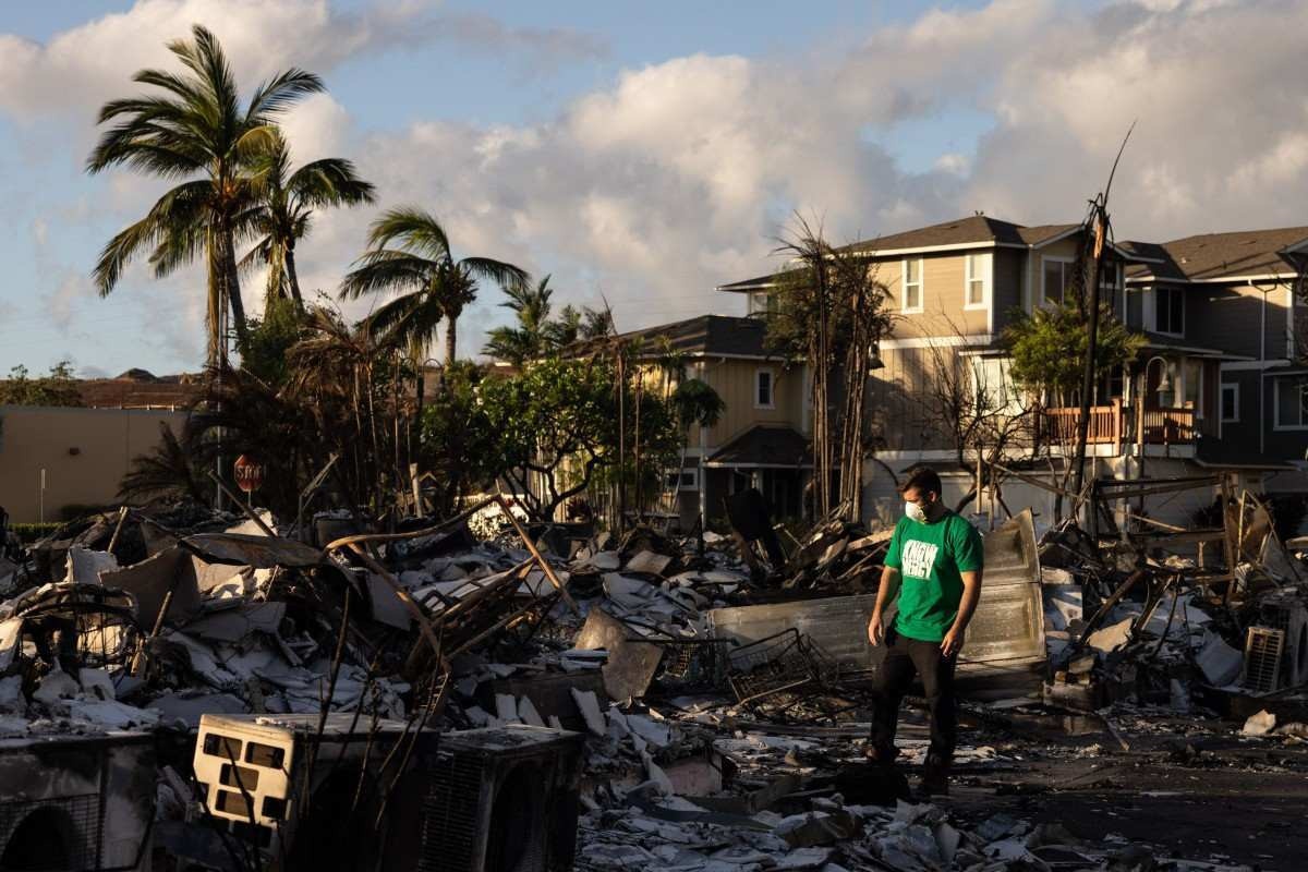 Dor e revolta no Havaí após incêndio que deixou 93 mortos