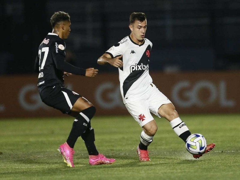 Corinthians busca empate nos acréscimos contra o Red Bull