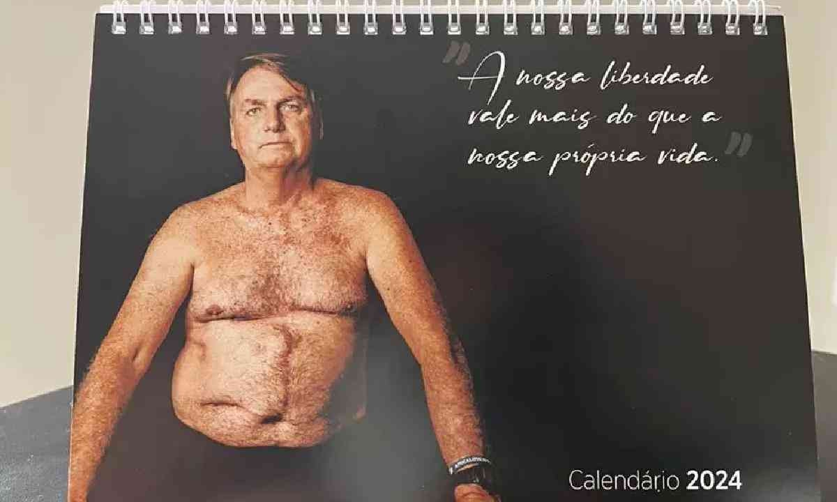 Eduardo lança calendário de Bolsonaro sem camisa e pôster pra 'tia do zap'