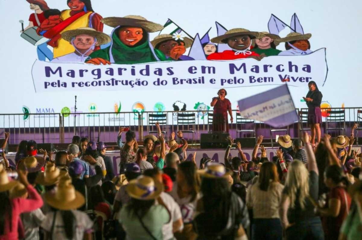 Abertura da Marcha das Margaridas conta com presença de 13 ministros de Lula