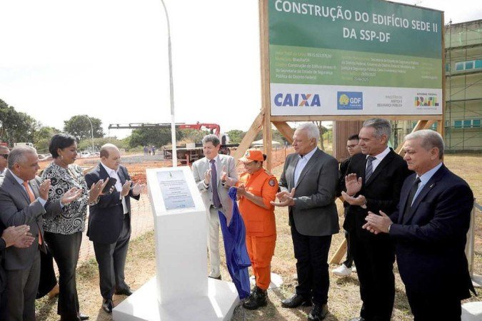Autoridades destacaram que a obra é um marco na integração das forças de segurança do DF - (crédito: Renato Alves/Agência Brasília) Autoridades destacaram que a obra é um marco na integração das forças de segurança do DF - (crédito: Renato Alves/Agência Brasília)