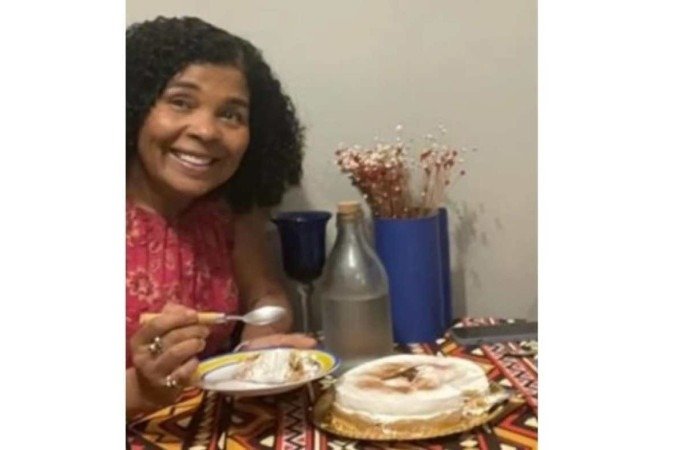 Marlene Gomes de Sousa, 63 anos, está internada após atropelamento na Asa Sul - (crédito: Reprodução/Redes sociais) Marlene Gomes de Sousa, 63 anos, está internada após atropelamento na Asa Sul - (crédito: Reprodução/Redes sociais)