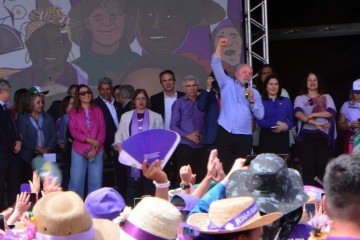 No encerramento da Marcha, Lula anunciou decretos que beneficiarão as agricultoras, que incluem programas de coerção à violência física -  (crédito: Ed Alves/CB/D.A Press)