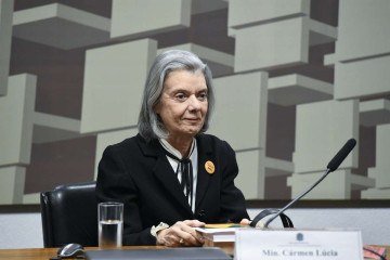 A ministra Cármen Lúcia participou de audiência pública na Comissão de  Defesa da Democracia. -  (crédito:  Jefferson Rudy/Agência Senado)