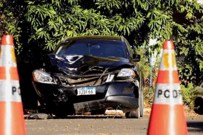 Jessivan conduzia seu carro após ter ingerido bebida alcoólica. Ao avistar uma guarnição policial nas imediações do Gama Shopping, iniciou fuga em alta velocidade - (crédito: Carlos Vieira/CB) Jessivan conduzia seu carro após ter ingerido bebida alcoólica. Ao avistar uma guarnição policial nas imediações do Gama Shopping, iniciou fuga em alta velocidade - (crédito: Carlos Vieira/CB)