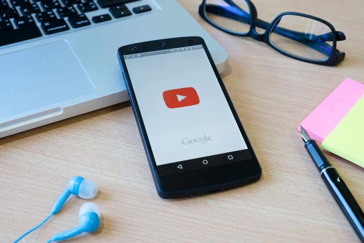 YouTube completa 20 anos com mais de 20 bilhões de vídeos publicados YouTube completa 20 anos com mais de 20 bilhões de vídeos publicados